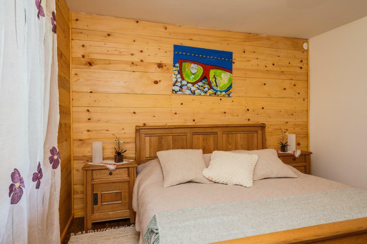 Beautiful Cottage With Heated Pool For 22 Ppl Plaški 외부 사진
